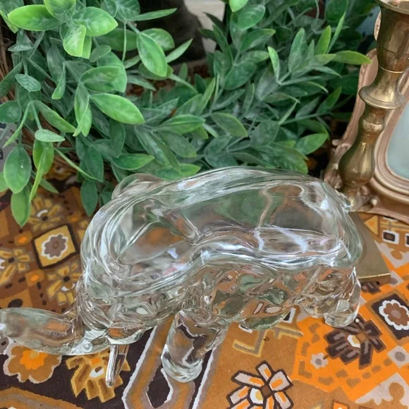Clear Glass Elephant trinket dish 7 x 4 - Picture 2 of 4